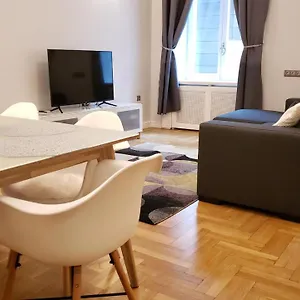 Supreme Center Apartament